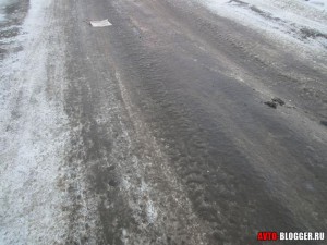 опасная ледяная дорога