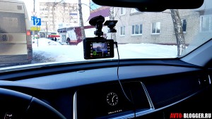 Крепление в машине
