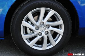 Mazda3 2012. Skyactive. Фото 12