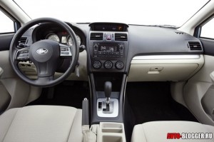 Subaru Impreza салон, фото 1