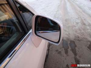 Nissan Tiida, зеркала заднего вида