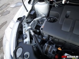 Nissan Tiida, двигатель, фото 2