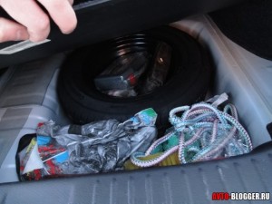 Nissan Tiida, багажник, фото 3