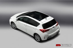 Новая Toyota Auris, фото 2
