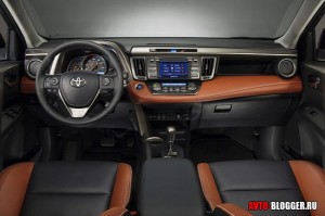 Toyota RAV4, салон 1