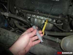 Вынимаем щуп