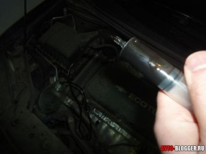 Затем сливаем масло 